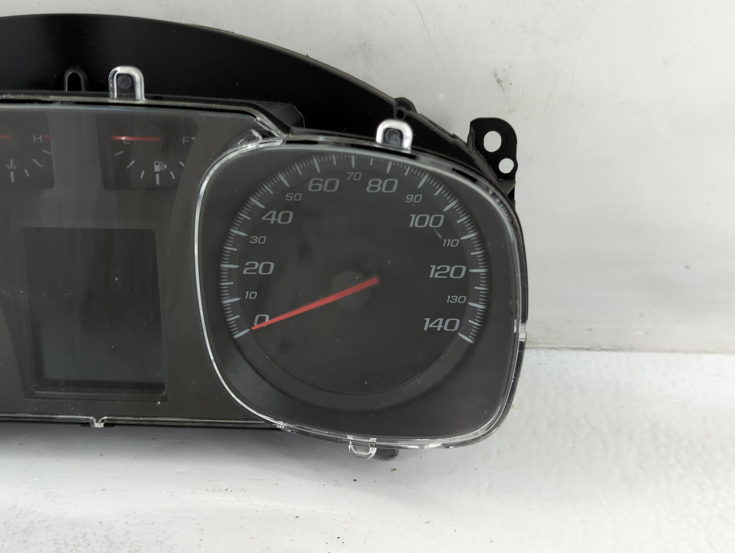 2013-2017 Chevrolet Equinox Instrument Cluster Speedometer Gauges P/N:23265863 Fits Fits 2013 2014 2015 2016 2017 OEM Used A