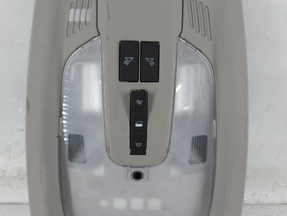 2014-2017 Chevrolet Equinox Overhead Roof Console 924309 - Oemusedautoparts1.com