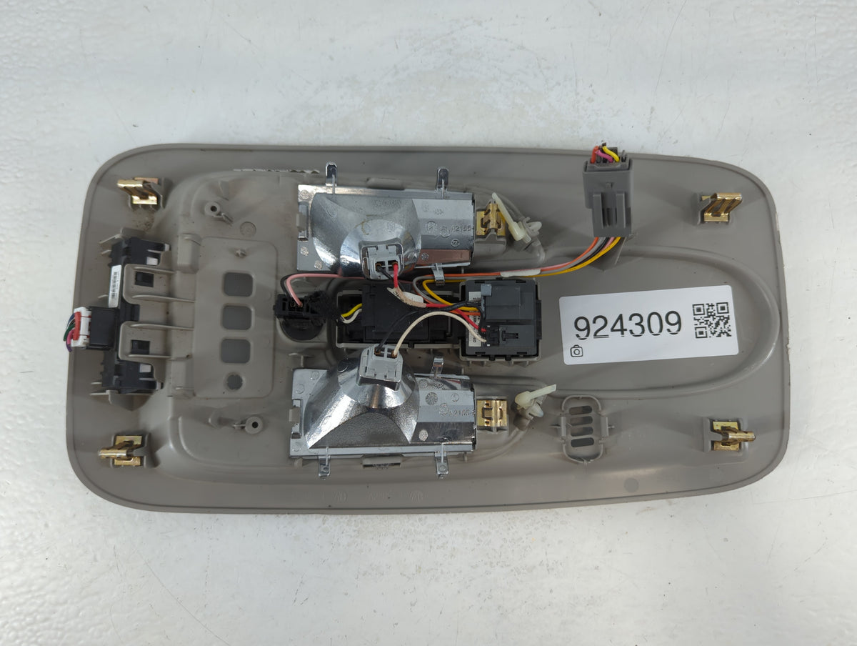 2014-2017 Chevrolet Equinox Overhead Roof Console 924309 - Oemusedautoparts1.com