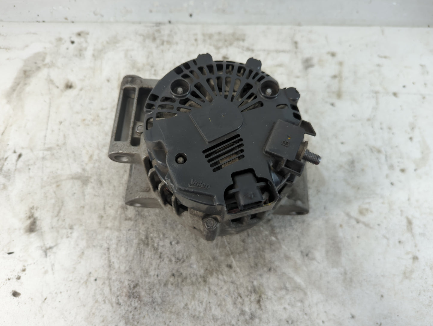 2010-2017 Chevrolet Equinox Alternator Replacement Generator Charging Assembly Engine OEM P/N:13500315 Fits OEM Used Auto Pa