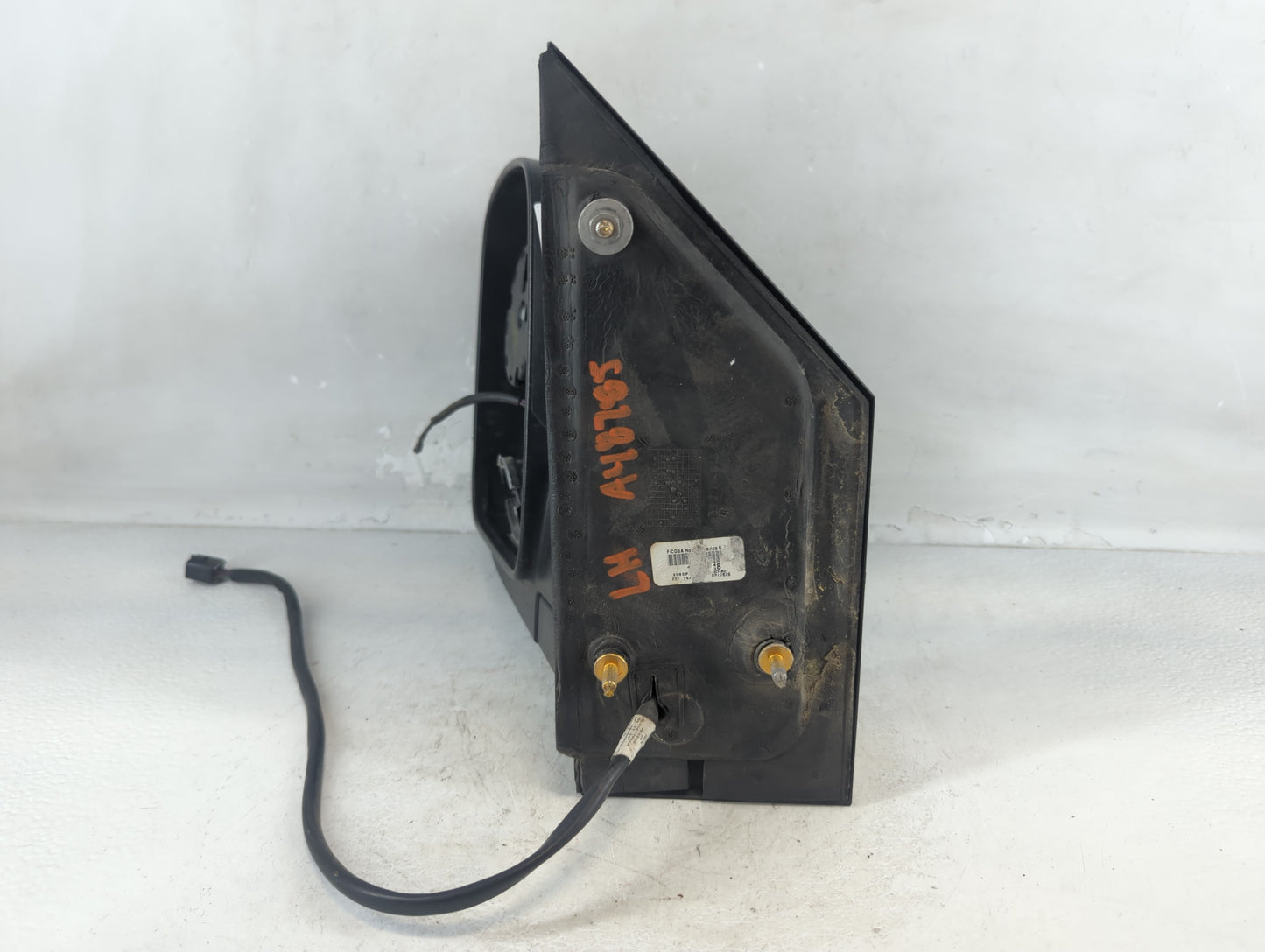 2008-2021 Chevrolet Express 2500 Driver Side View Mirror - Left Door Mirror OEM Used - Oemusedautoparts1.com