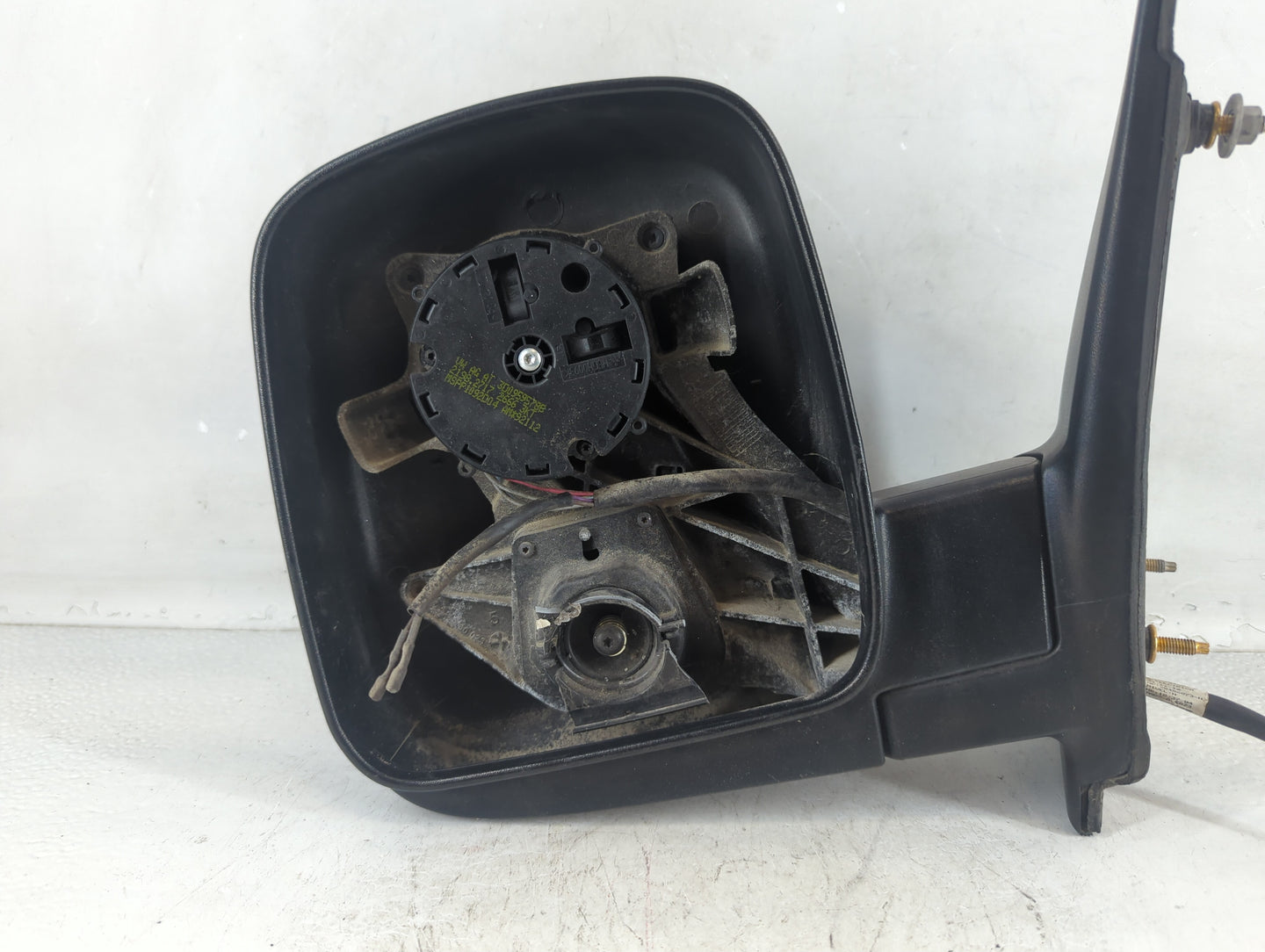 2008-2021 Chevrolet Express 2500 Driver Side View Mirror - Left Door Mirror OEM Used - Oemusedautoparts1.com