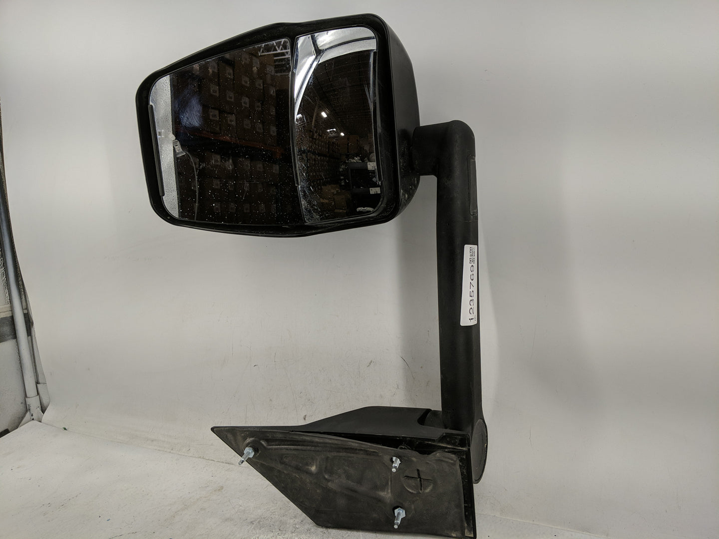 2017 Chevrolet Express 2500 Side Mirror Replacement Passenger Right View Door Mirror Fits OEM Used Auto Parts - Oemusedautop