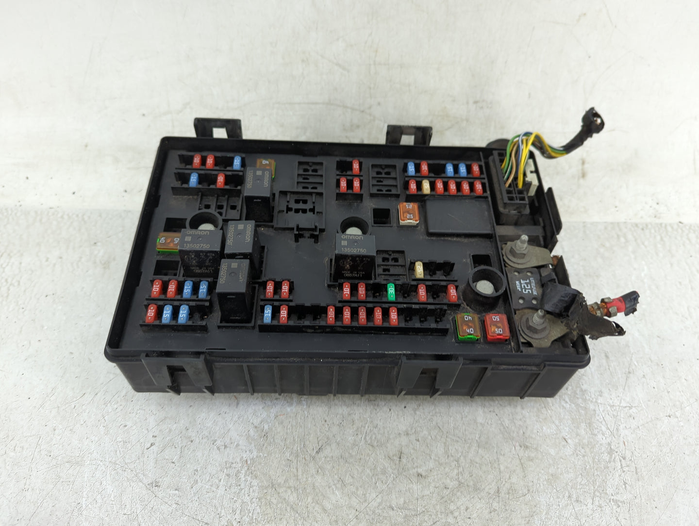 2017 Chevrolet Express 2500 Fusebox Fuse Box Panel Relay Module P/N:84084772 Fits OEM Used Auto Parts - Oemusedautoparts1.co
