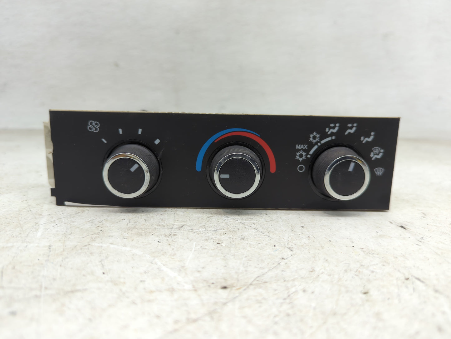 2008-2021 Chevrolet Express 2500 Climate Control Module Temperature AC/Heater Replacement Fits OEM Used Auto Parts - Oemused