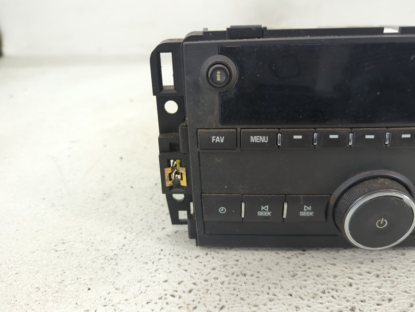 2015-2021 Chevrolet Express 2500 Radio AM FM Cd Player Receiver Replacement P/N:28435272 23475277 Fits OEM Used Auto Parts -