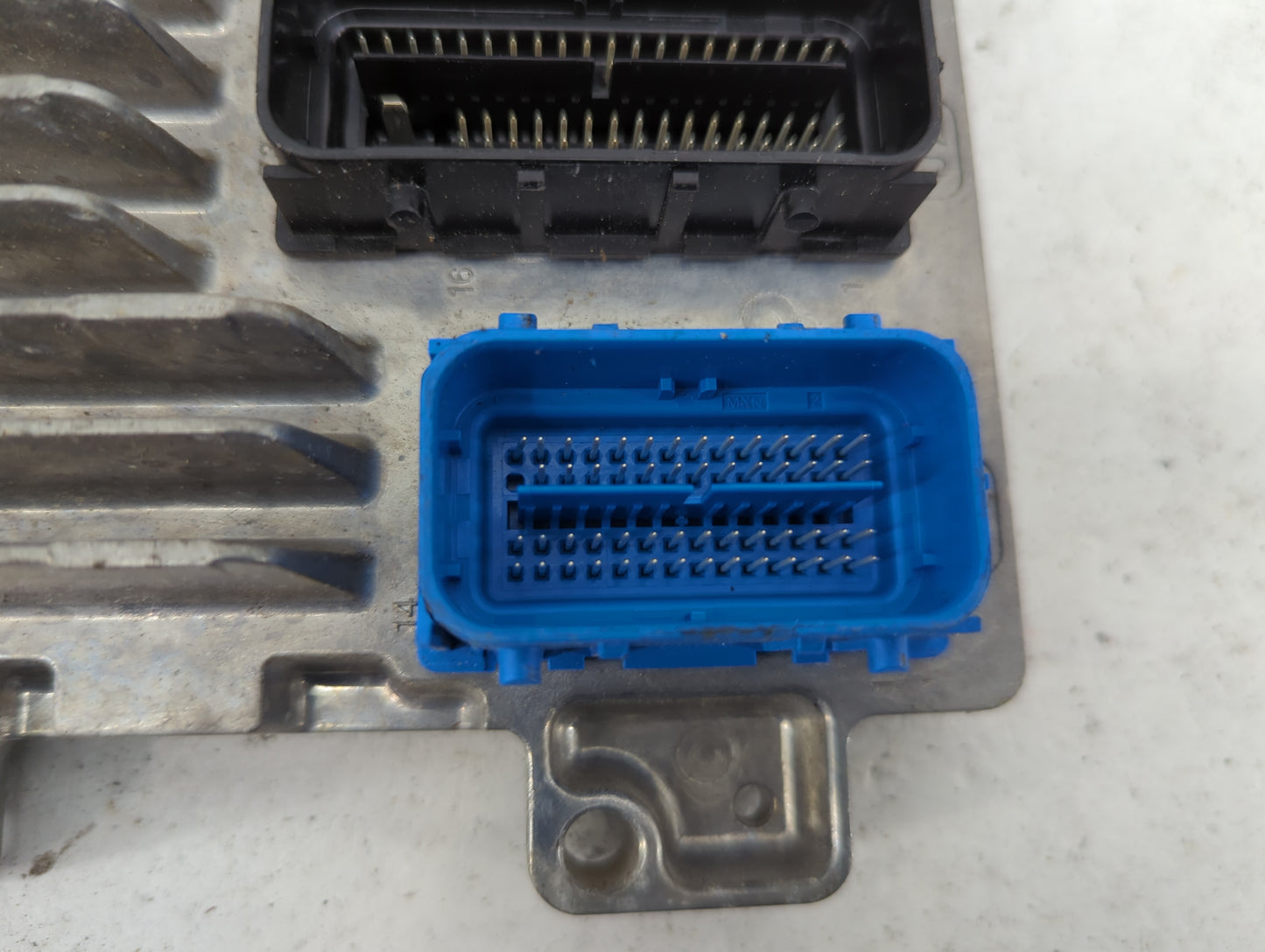 2017-2020 Chevrolet Express 2500 PCM Engine Control Computer ECU ECM PCU OEM P/N:12677671 12668986 Fits OEM Used Auto Parts 