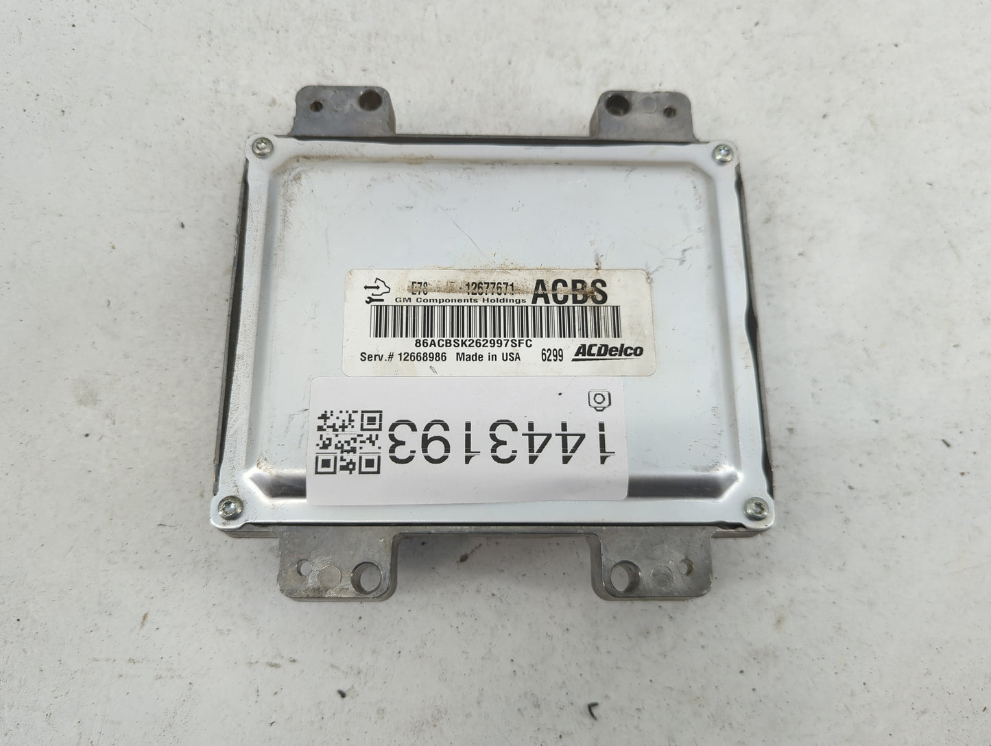 2017-2020 Chevrolet Express 2500 PCM Engine Control Computer ECU ECM PCU OEM P/N:12677671 12668986 Fits OEM Used Auto Parts 