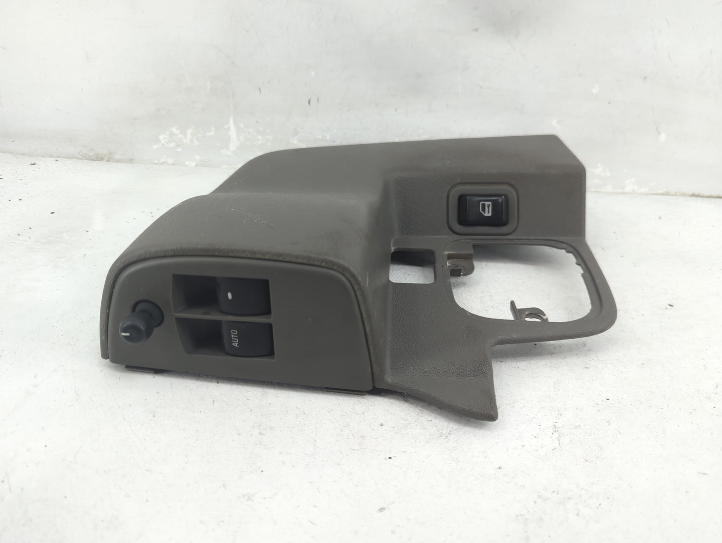 2008-2021 Chevrolet Express 2500 Master Power Window Switch Replacement Driver Side Left P/N:84074346 183126556 Fits OEM Use