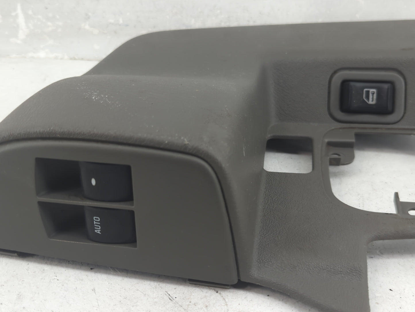 2008-2021 Chevrolet Express 2500 Master Power Window Switch Replacement Driver Side Left P/N:84074342 183126556 Fits OEM Use