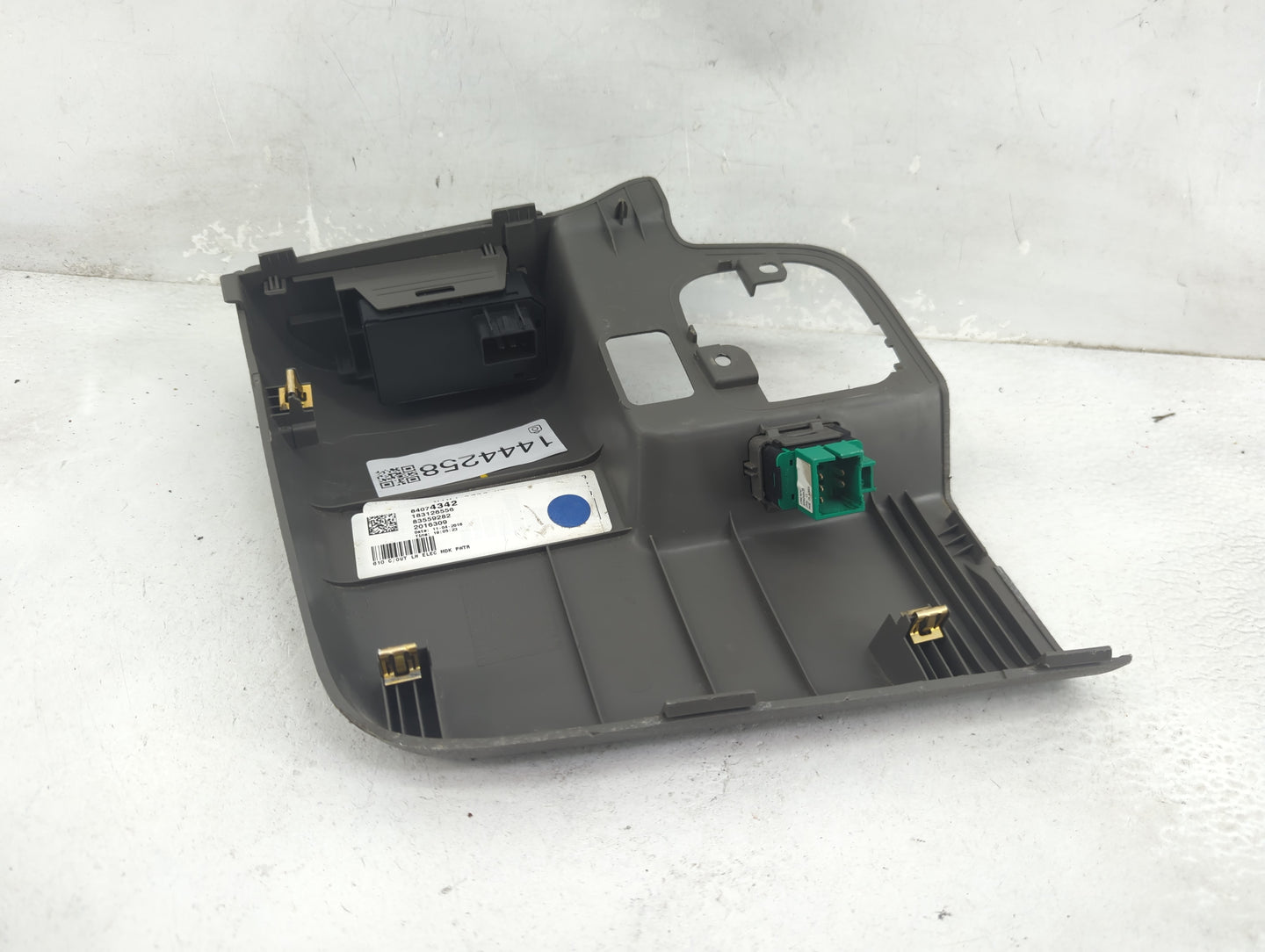 2008-2021 Chevrolet Express 2500 Master Power Window Switch Replacement Driver Side Left P/N:84074342 183126556 Fits OEM Use