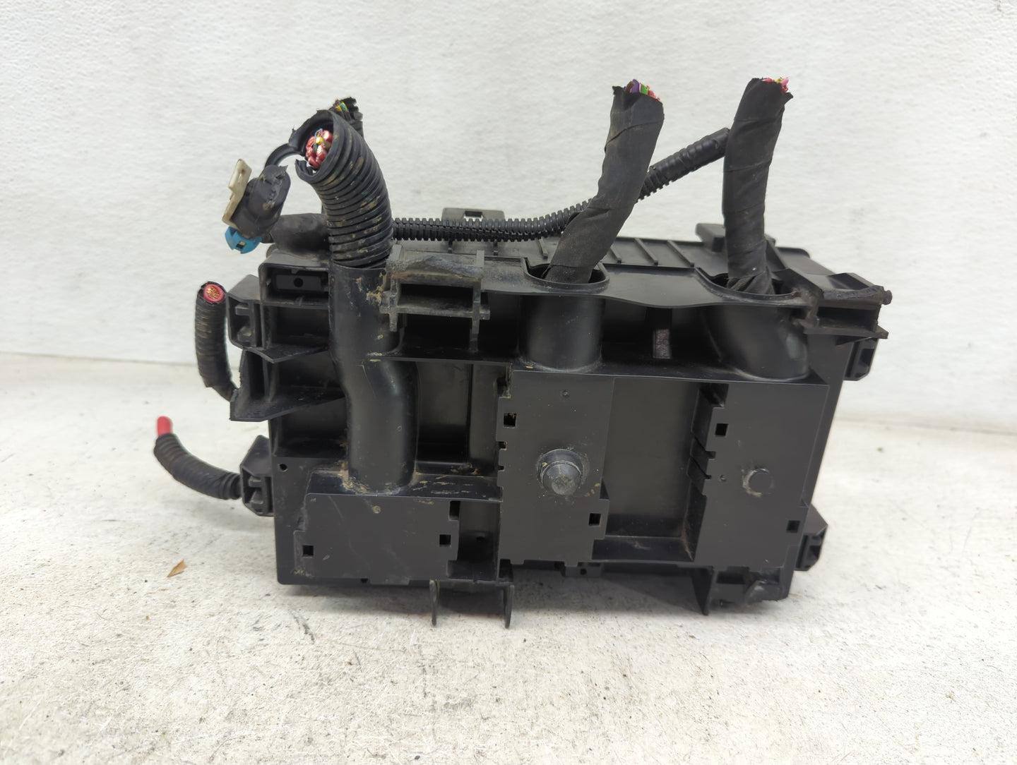 2017 Chevrolet Express 2500 Fusebox Fuse Box Panel Relay Module P/N:13500114 Fits OEM Used Auto Parts - Oemusedautoparts1.co