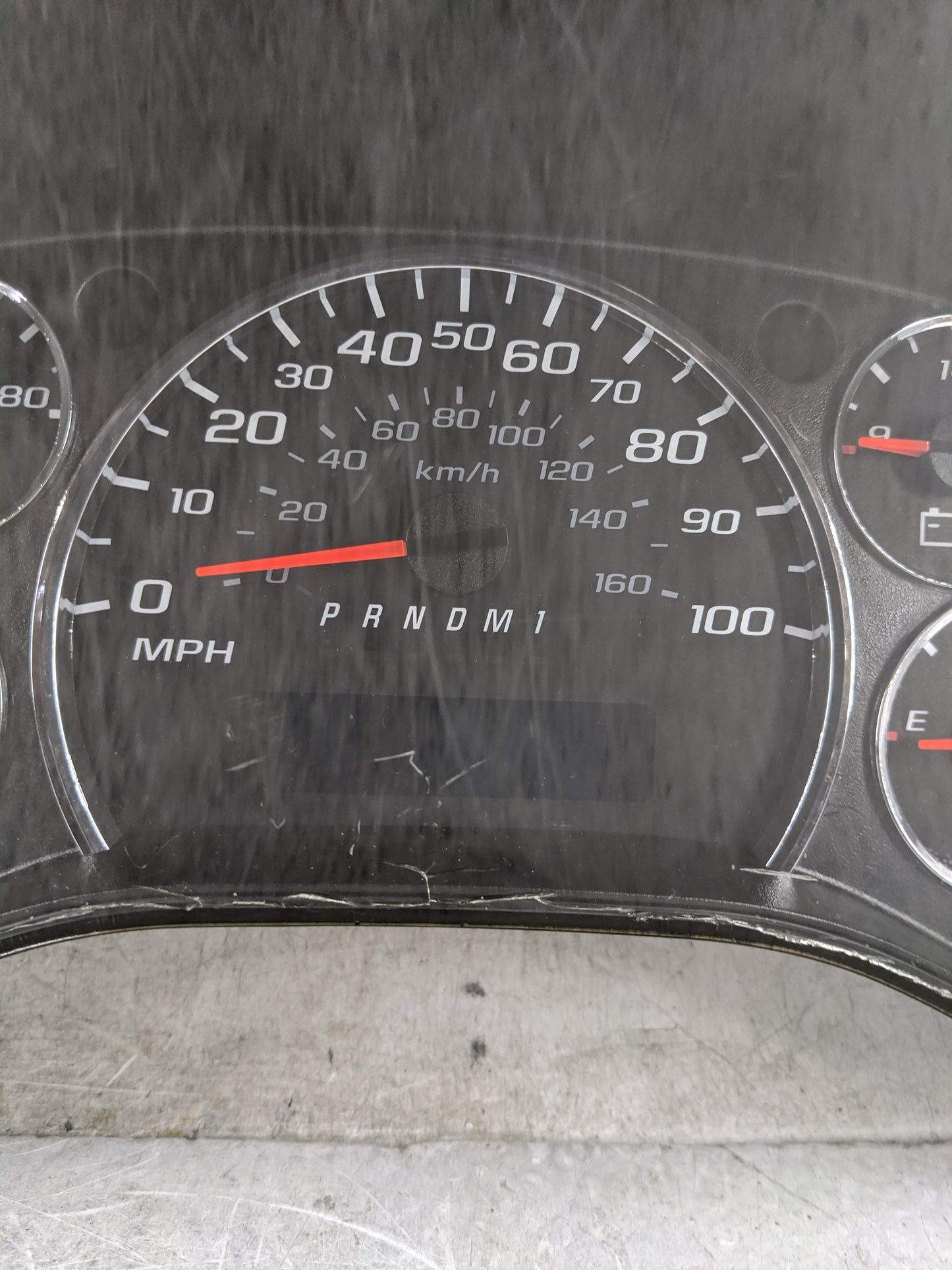 2017 Chevrolet Express 2500 Instrument Cluster Speedometer Gauges P/N:28526105 84016008 Miles:130K Fits OEM Used Auto Parts 