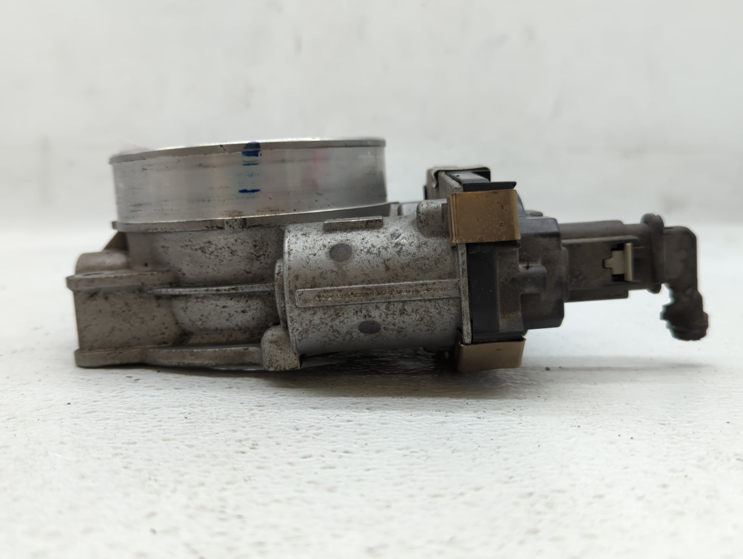 2016-2021 Chevrolet Express 2500 Throttle Body P/N:12678312 Fits Fits 2014 2015 2016 2017 2018 2019 2020 2021 2022 OEM Used 