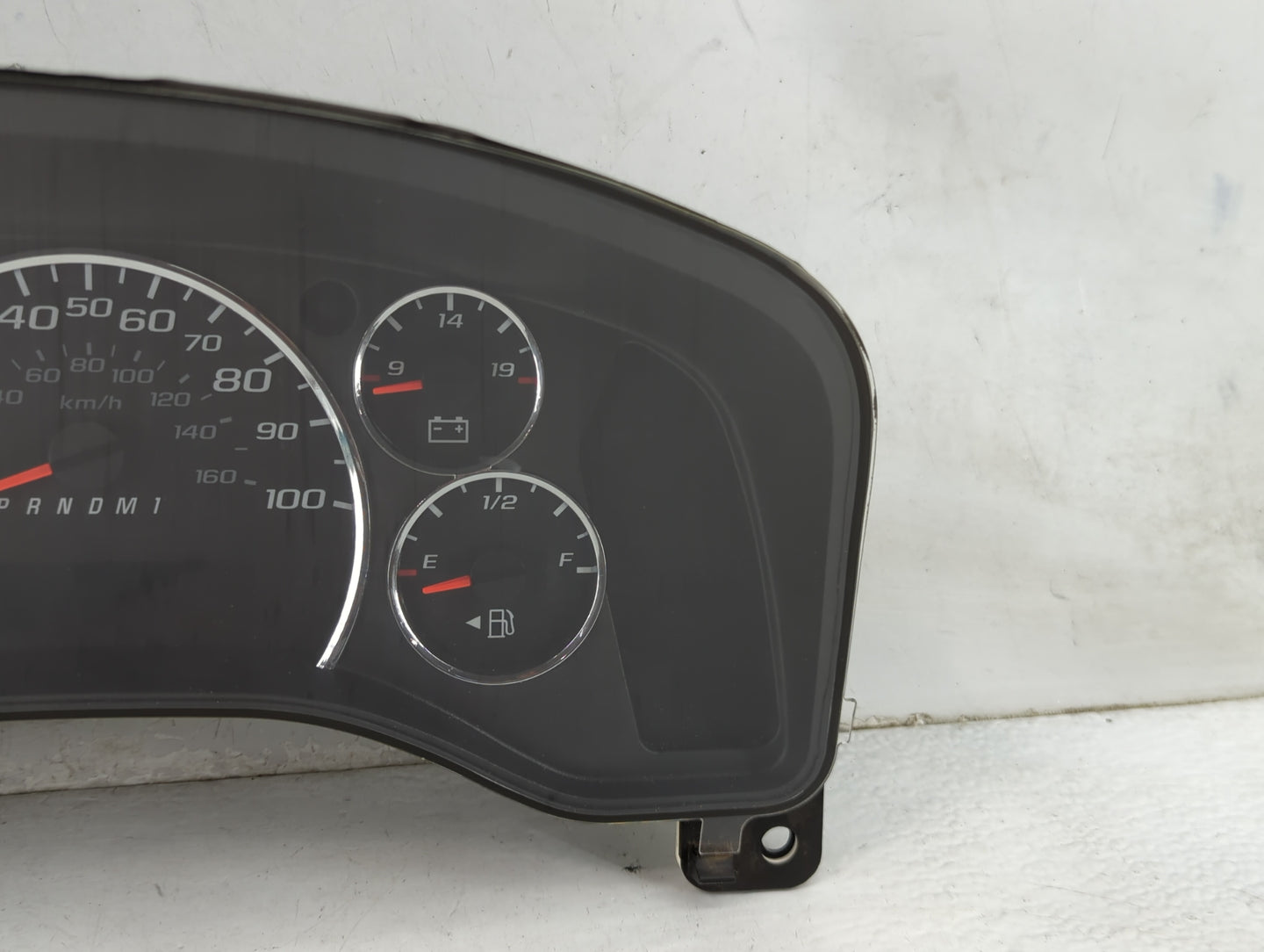 2017 Chevrolet Express 2500 Van Instrument Cluster Speedometer Gauges P/N:28586583 84294385 Miles: Fits OEM Used Auto Parts 