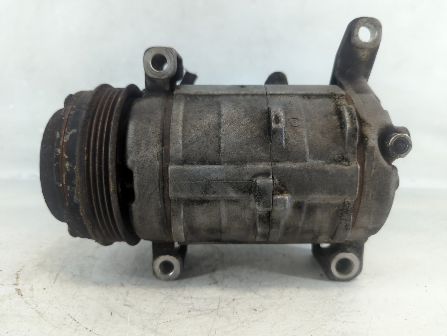 2017-2021 Chevrolet Express 3500 Air Conditioning A/c Ac Compressor Oem - Oemusedautoparts1.com