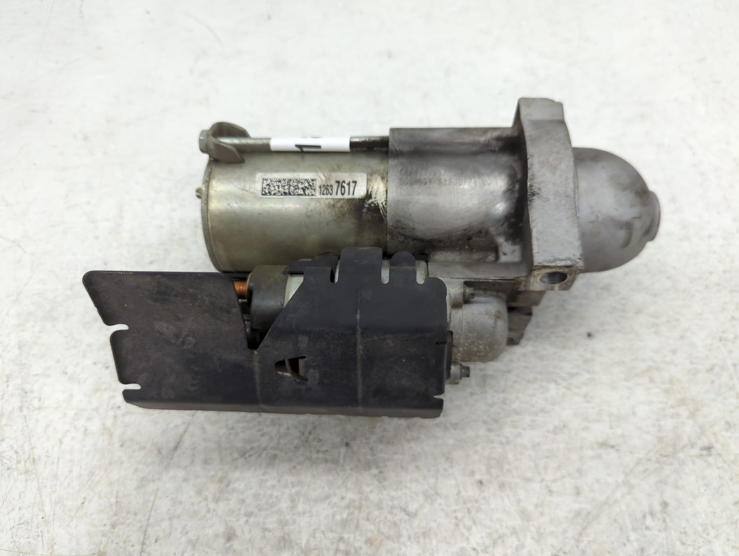 2016-2020 Chevrolet Express 3500 Car Starter Motor Solenoid OEM P/N:12637617 Fits OEM Used Auto Parts - Oemusedautoparts1.co