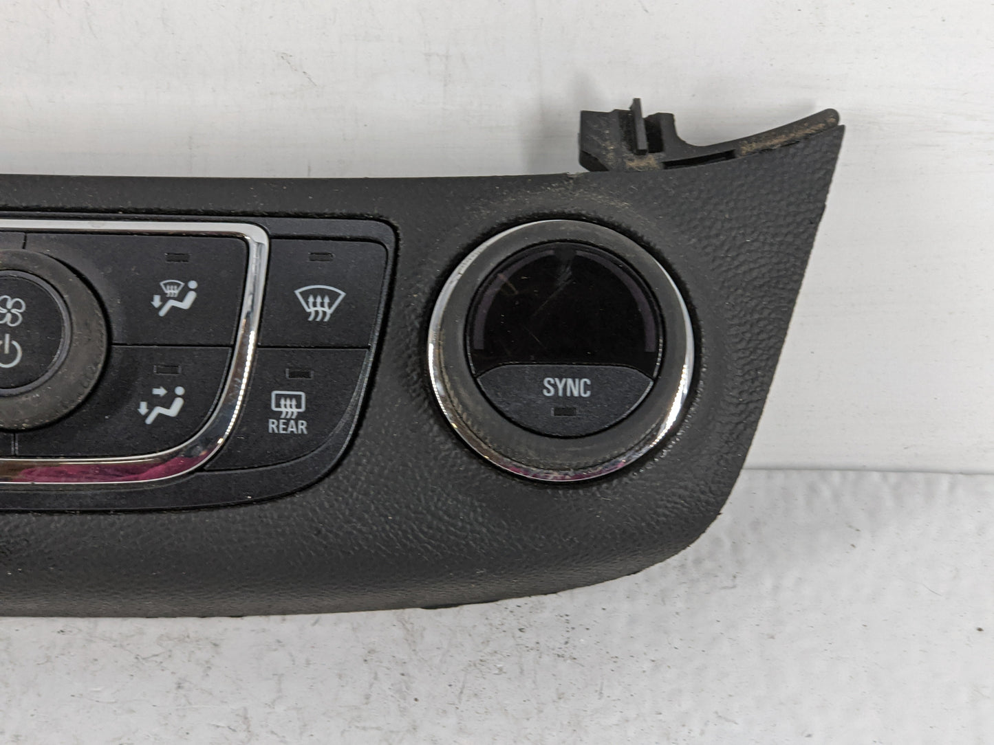 2014-2020 Chevrolet Impala Climate Control Module Temperature AC/Heater Replacement P/N:000235226 23453509 Fits OEM Used Aut