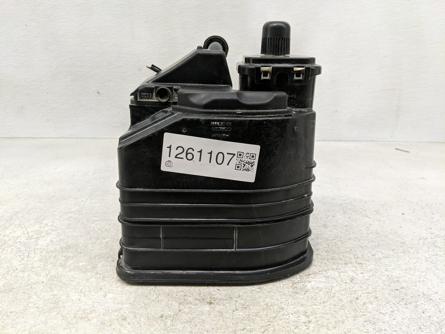 2017 Chevrolet Impala Fuel Vapor Charcoal Canister 1261107 - Oemusedautoparts1.com