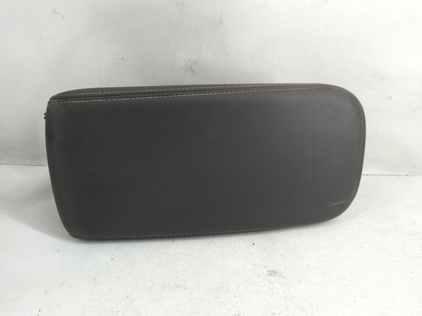 2017 Chevrolet Impala Center Console Armrest Cover Lid Fits OEM Used Auto Parts - Oemusedautoparts1.com