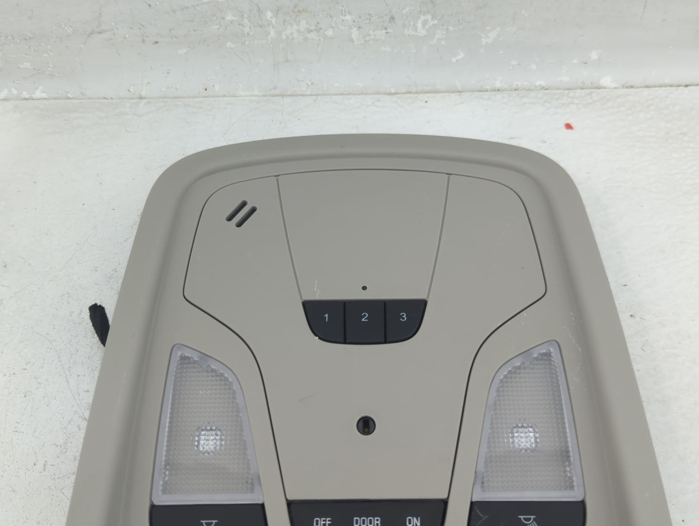 2017-2020 Chevrolet Impala Overhead Roof Console - Oemusedautoparts1.com