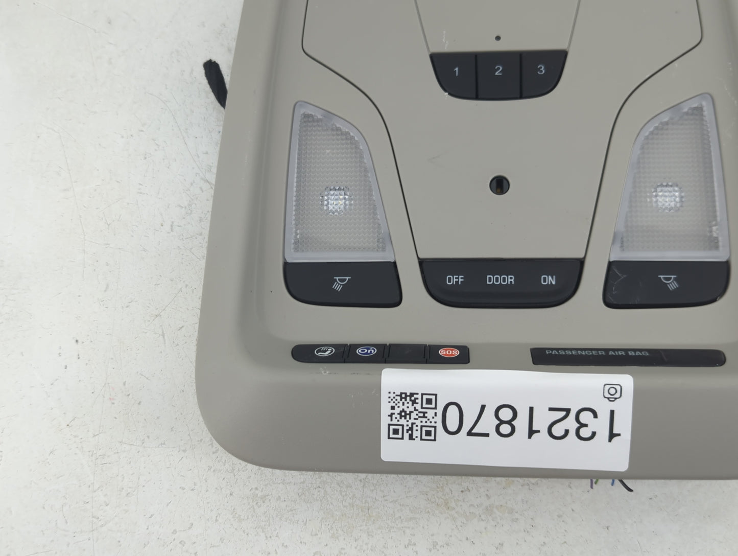 2017-2020 Chevrolet Impala Overhead Roof Console - Oemusedautoparts1.com