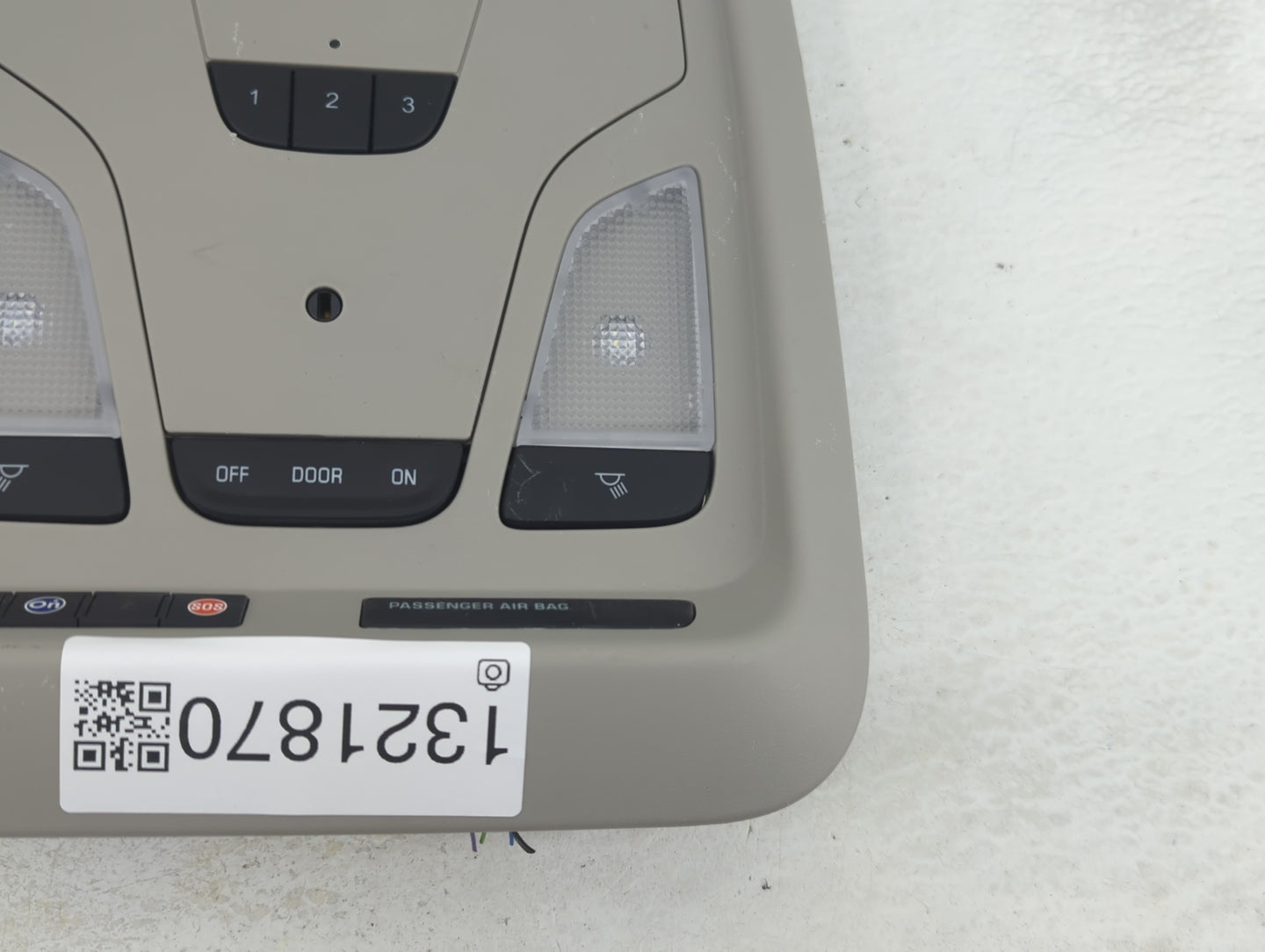 2017-2020 Chevrolet Impala Overhead Roof Console - Oemusedautoparts1.com