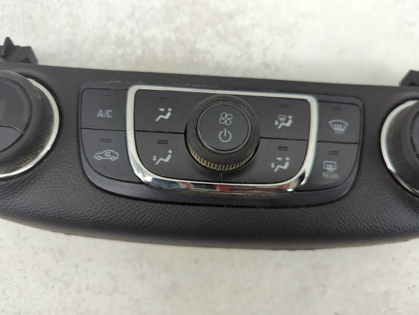 2014-2020 Chevrolet Impala Climate Control Module Temperature AC/Heater Replacement P/N:23458509 Fits OEM Used Auto Parts - 