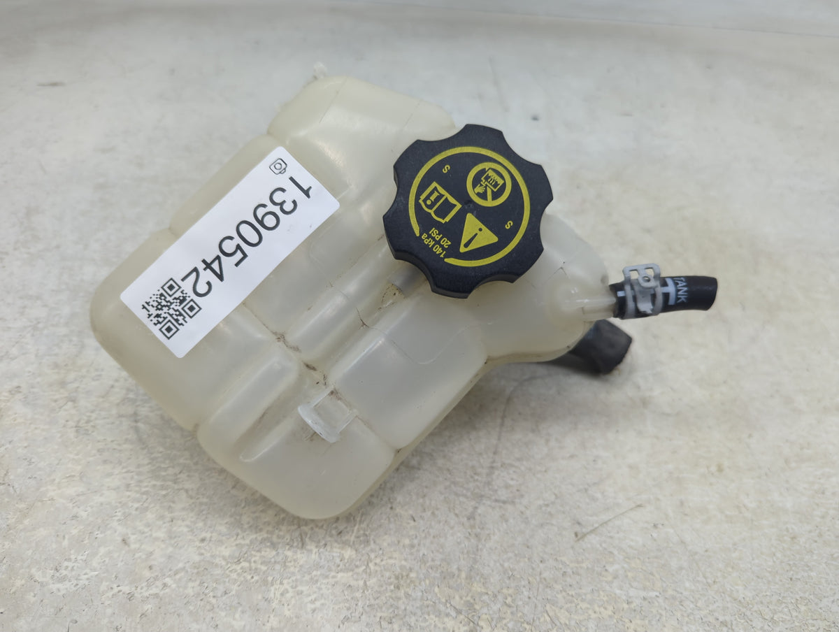 2014 Chevrolet Impala Radiator Coolant Overflow Expansion Tank Bottle 1390542 - Oemusedautoparts1.com