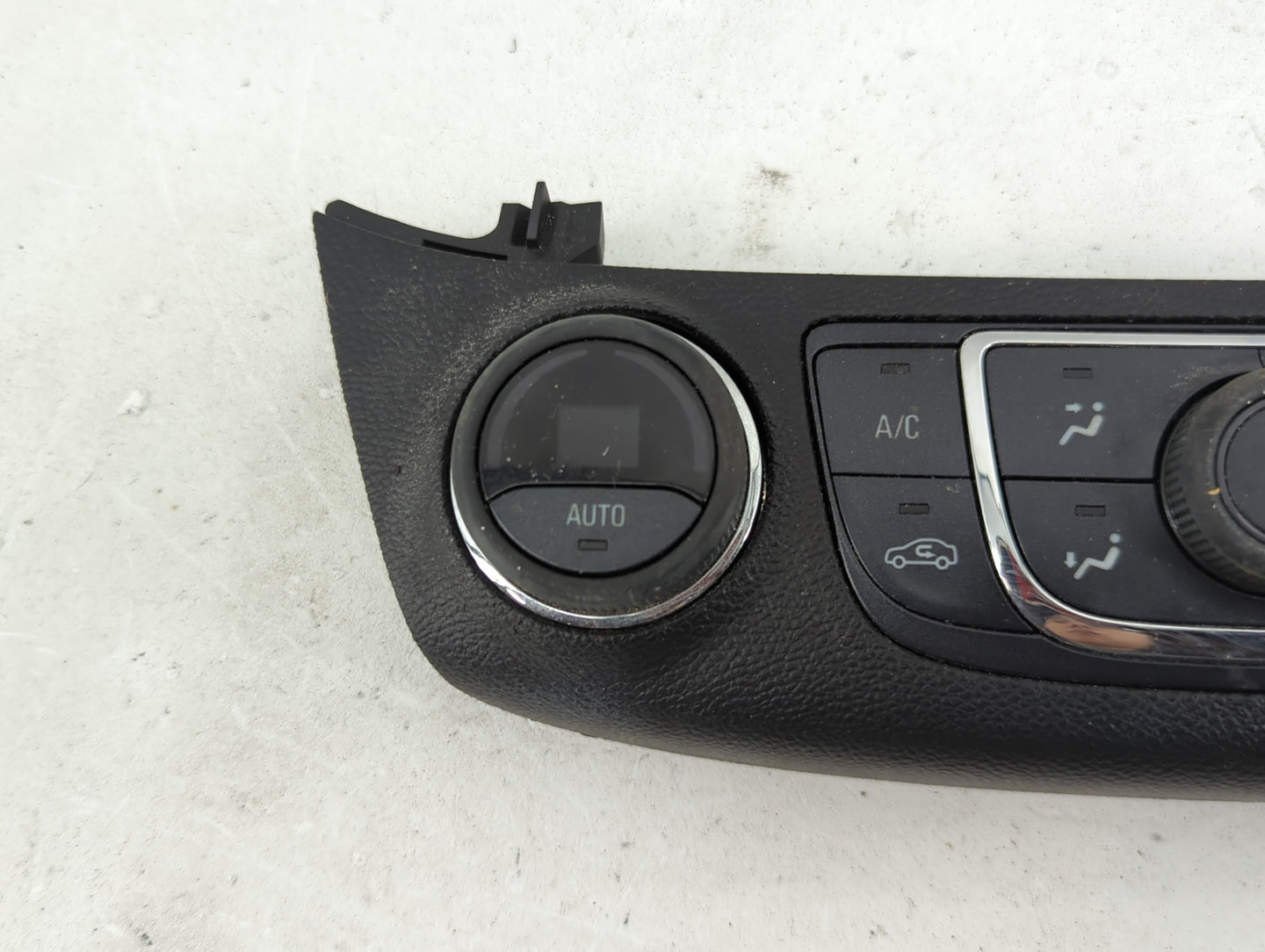 2014-2020 Chevrolet Impala Climate Control Module Temperature AC/Heater Replacement P/N:23453509 Fits OEM Used Auto Parts - 