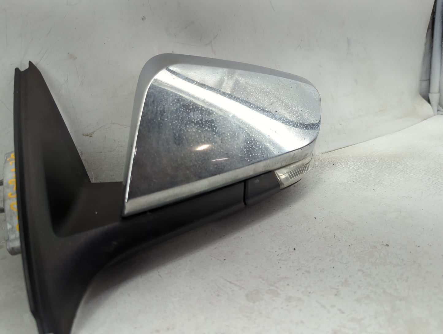 2016-2017 Chevrolet Impala Driver Side View Mirror - Left Door Mirror OEM Used - Oemusedautoparts1.com