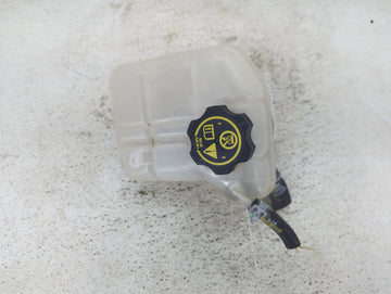 2014 Chevrolet Impala Radiator Coolant Overflow Expansion Tank Bottle