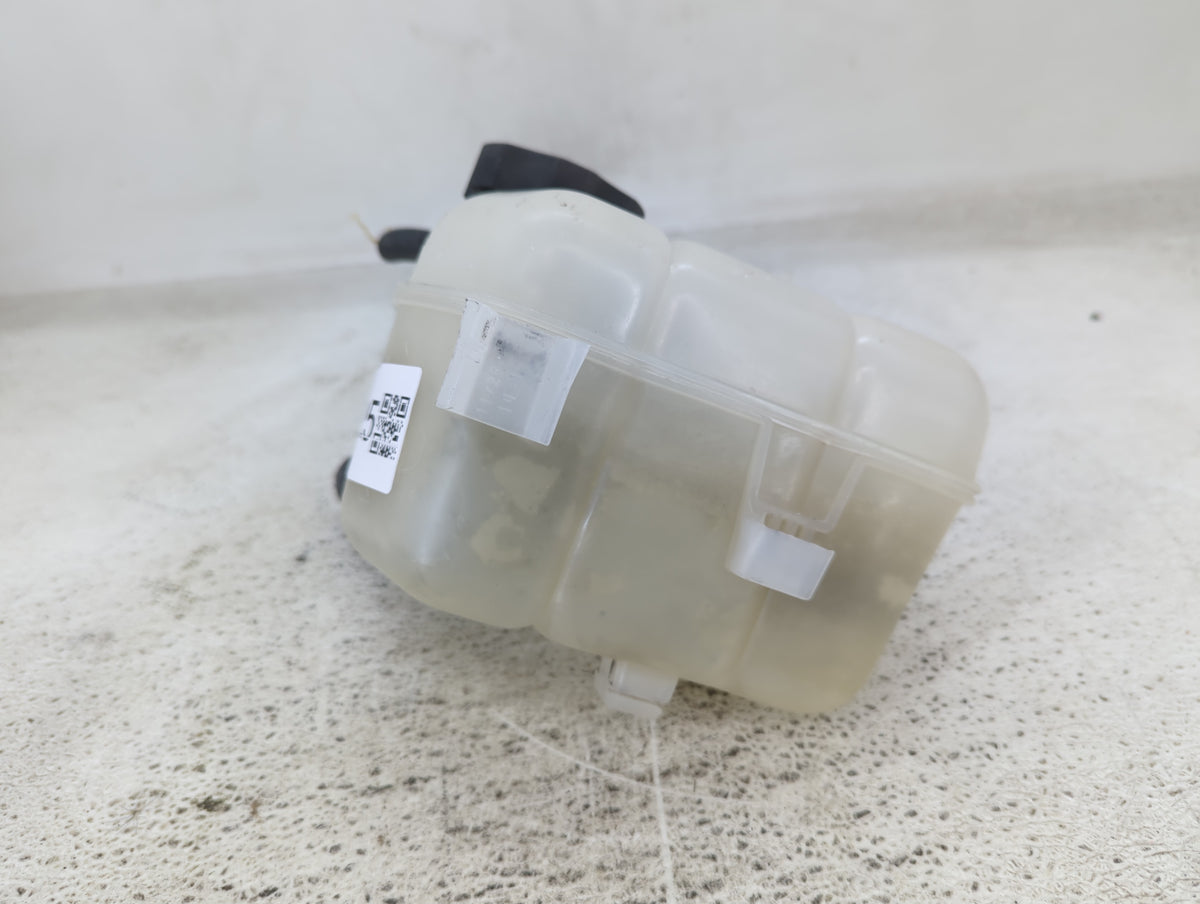 2014 Chevrolet Impala Radiator Coolant Overflow Expansion Tank Bottle 1432025 - Oemusedautoparts1.com