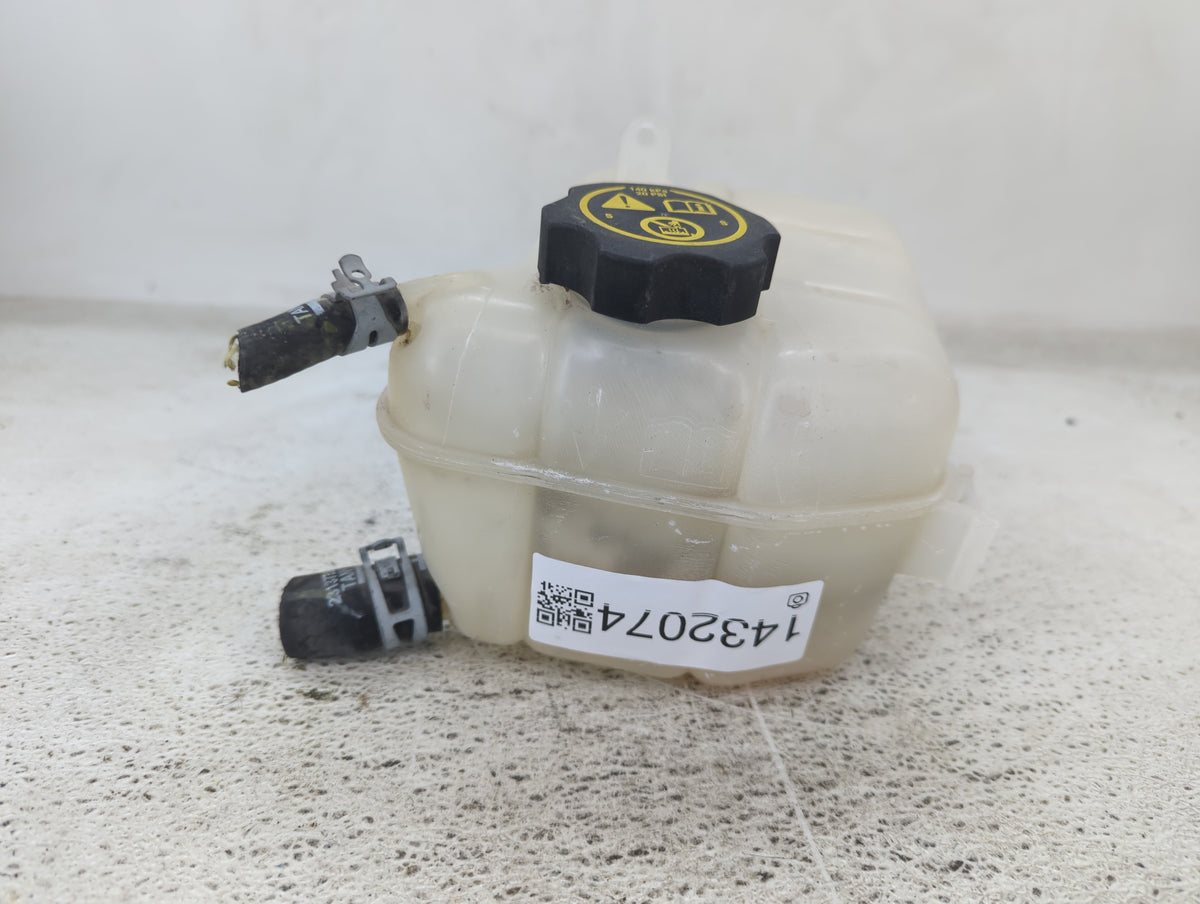 2014 Chevrolet Impala Radiator Coolant Overflow Expansion Tank Bottle 1432074 - Oemusedautoparts1.com
