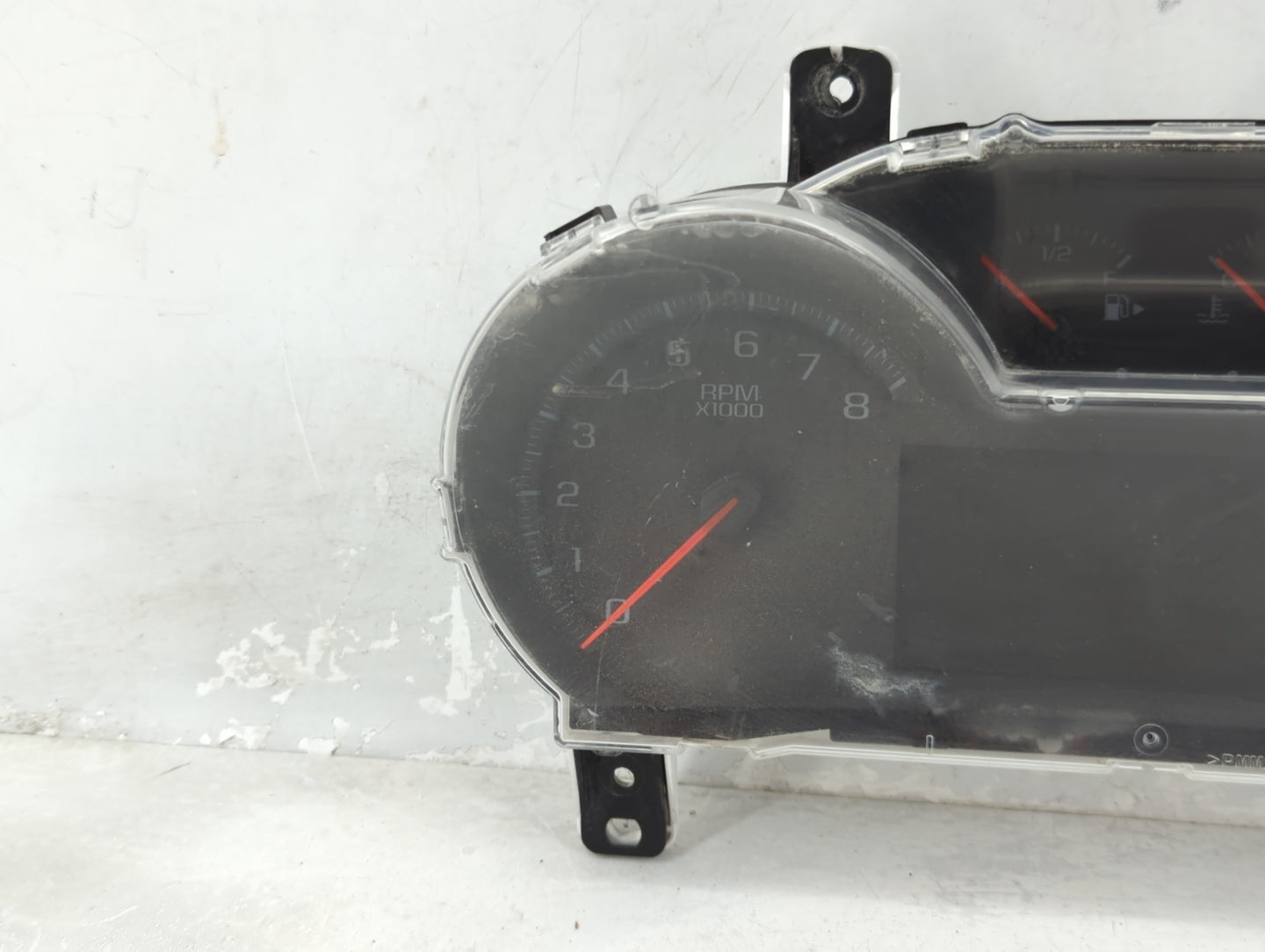 2017-2020 Chevrolet Impala Instrument Cluster Speedometer Gauges P/N:84142077 Fits Fits 2017 2018 2019 2020 OEM Used Auto Pa