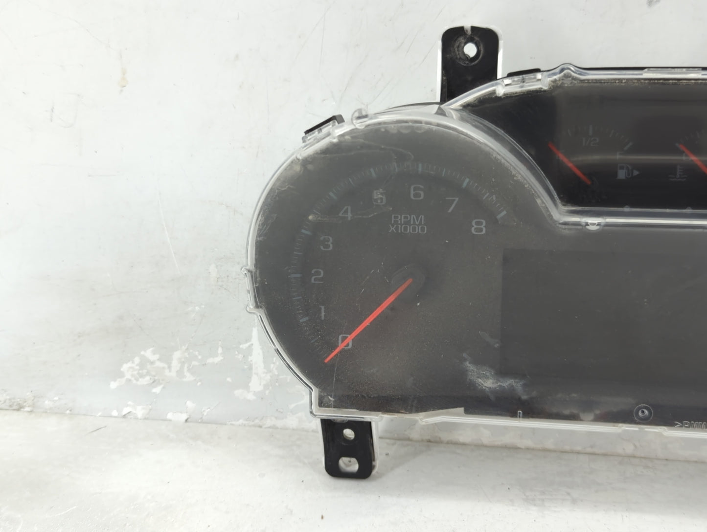 2017-2020 Chevrolet Impala Instrument Cluster Speedometer Gauges P/N:84142077 Fits Fits 2017 2018 2019 2020 OEM Used Auto Pa