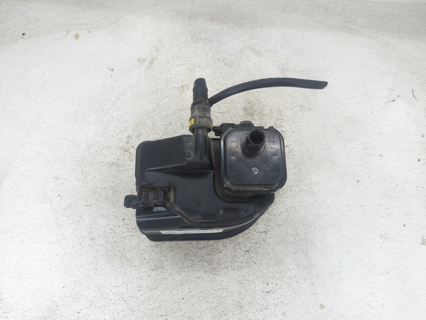 2017 Chevrolet Impala Fuel Vapor Charcoal Canister - Oemusedautoparts1.com