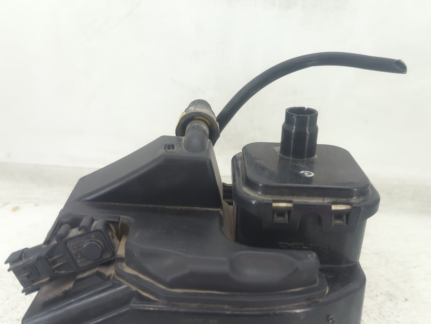 2017 Chevrolet Impala Fuel Vapor Charcoal Canister - Oemusedautoparts1.com
