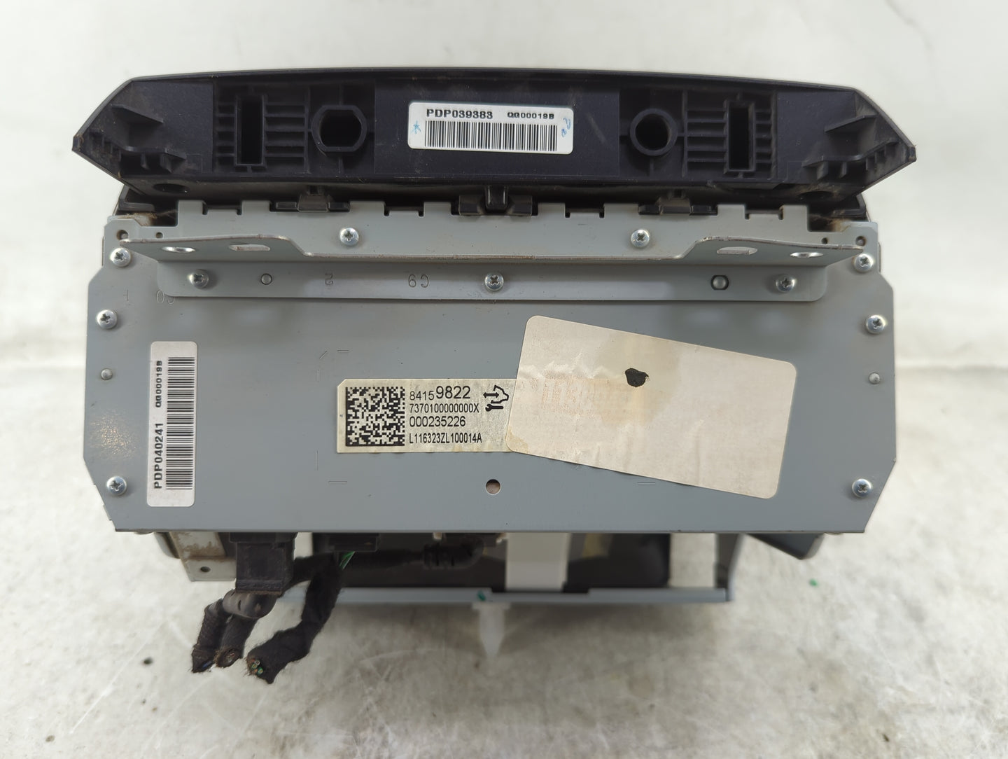 2017 Chevrolet Impala Radio AM FM Cd Player Receiver Replacement Fits OEM Used Auto Parts - Oemusedautoparts1.com