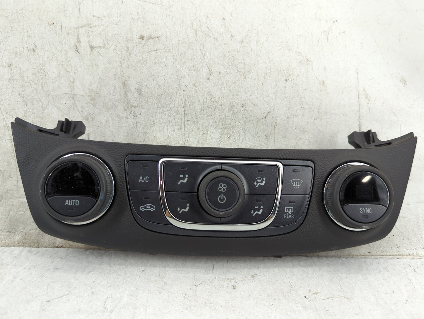 2014-2020 Chevrolet Impala Climate Control Module Temperature AC/Heater Replacement P/N:23453509 737020000000X Fits OEM Used
