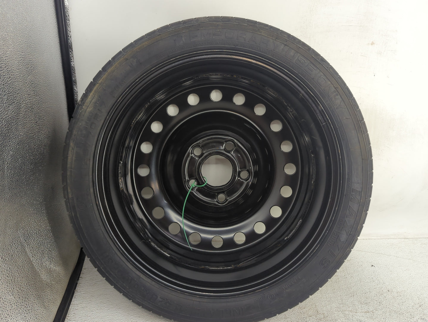 2014-2020 Chevrolet Impala Spare Donut Tire Wheel Rim Oem 1462339 - Oemusedautoparts1.com