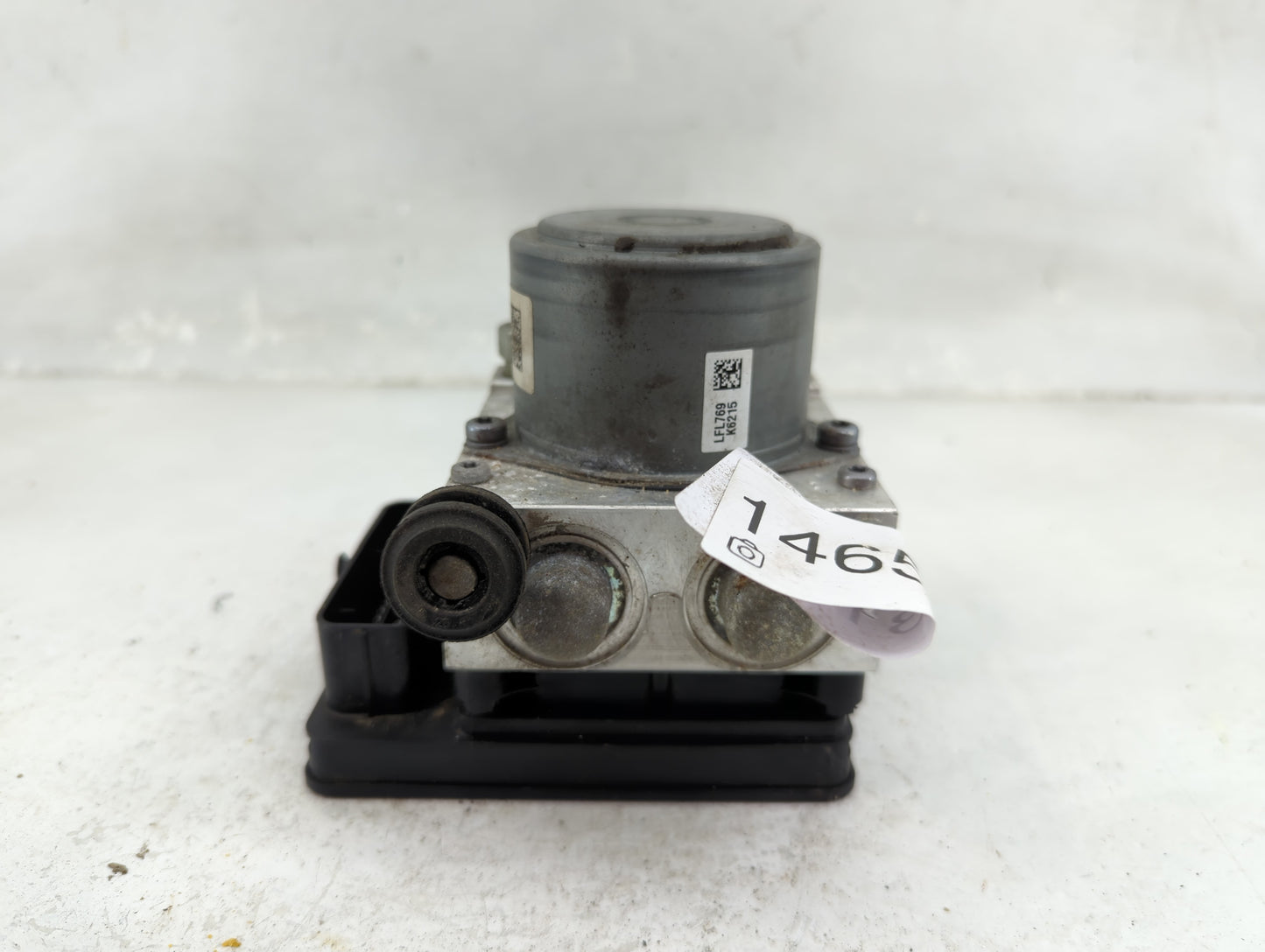 2017-2020 Chevrolet Impala ABS Pump Control Module Replacement P/N:84092227 84092229, 8511207 Fits Fits 2017 2018 2019 2020 