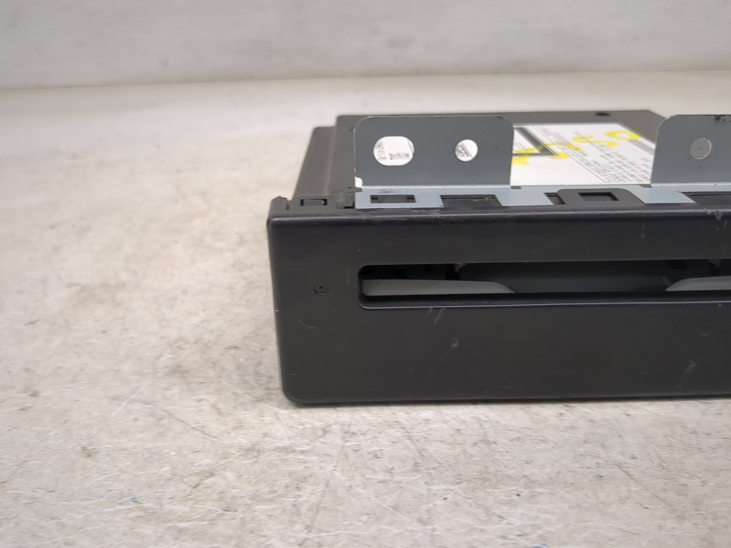 2015-2020 Chevrolet Impala Audio Cd Disc Player 1468801 - Oemusedautoparts1.com