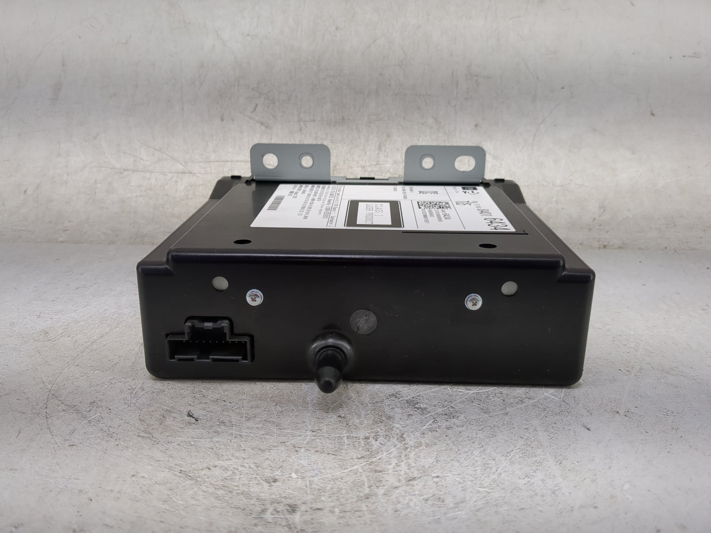 2017-2018 Chevrolet Impala Radio AM FM Cd Player Receiver Replacement P/N:84016434 113852-2610 Fits Fits 2017 2018 2019 2020
