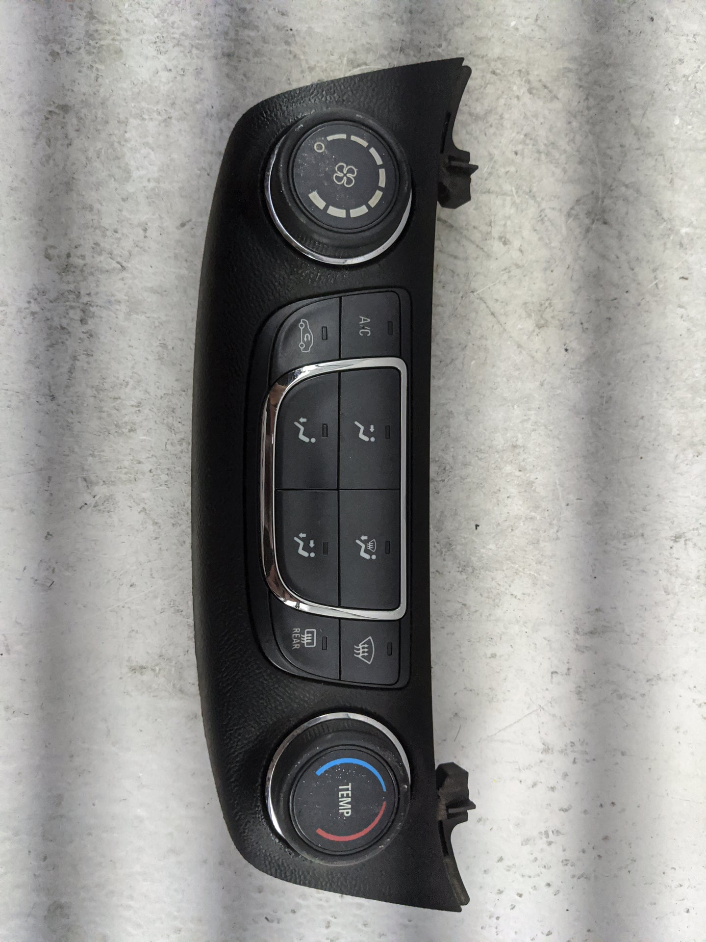 2014-2020 Chevrolet Impala Climate Control Module Temperature AC/Heater Replacement P/N:23453508 QFGM205A Fits OEM Used Auto
