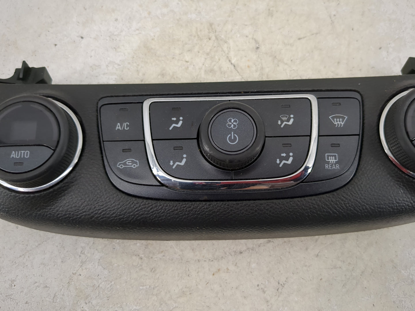 2014-2020 Chevrolet Impala Climate Control Module Temperature AC/Heater Replacement P/N:23453509 QFGM207A Fits OEM Used Auto