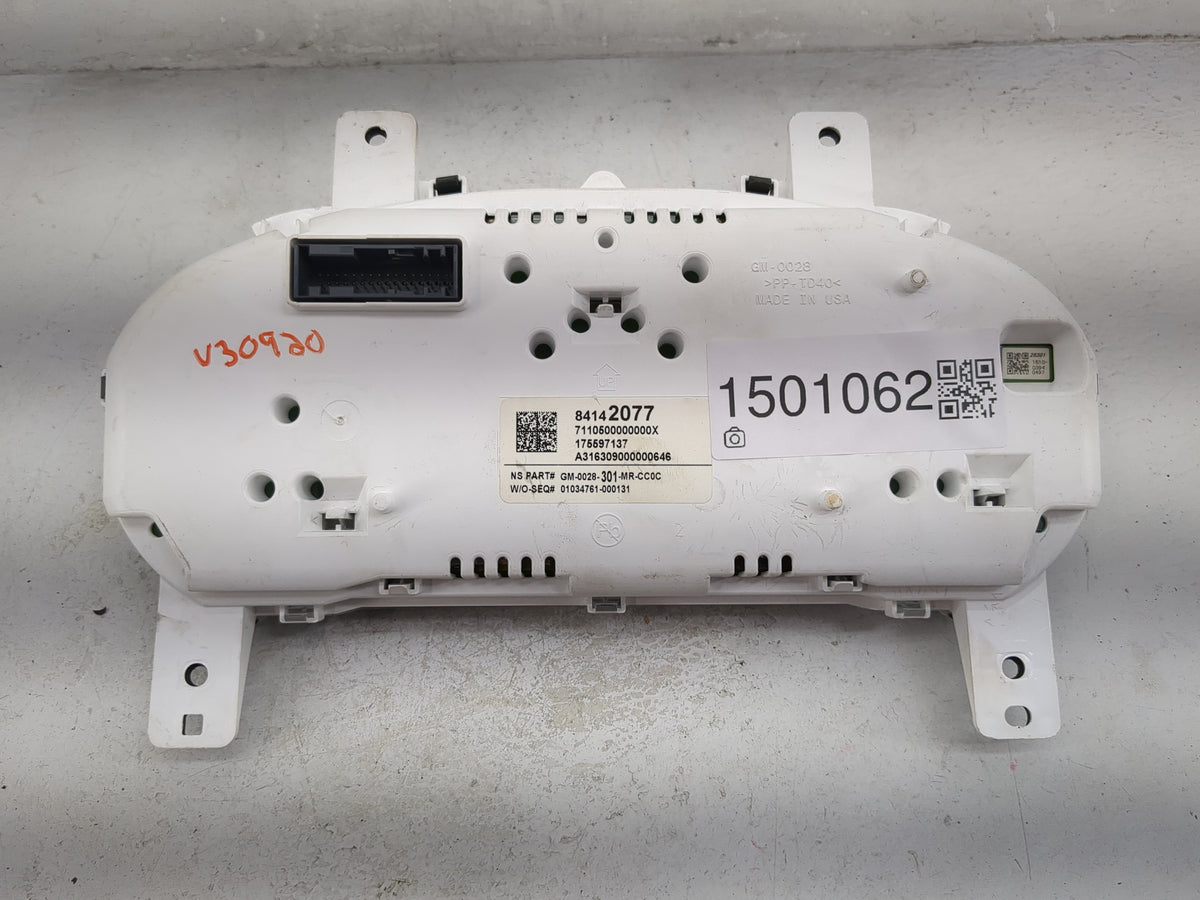 2017-2020 Chevrolet Impala Instrument Cluster Speedometer Gauges P/N:84142077 GM-0028-301-MR-CC0C Miles: Fits OEM Used Auto 