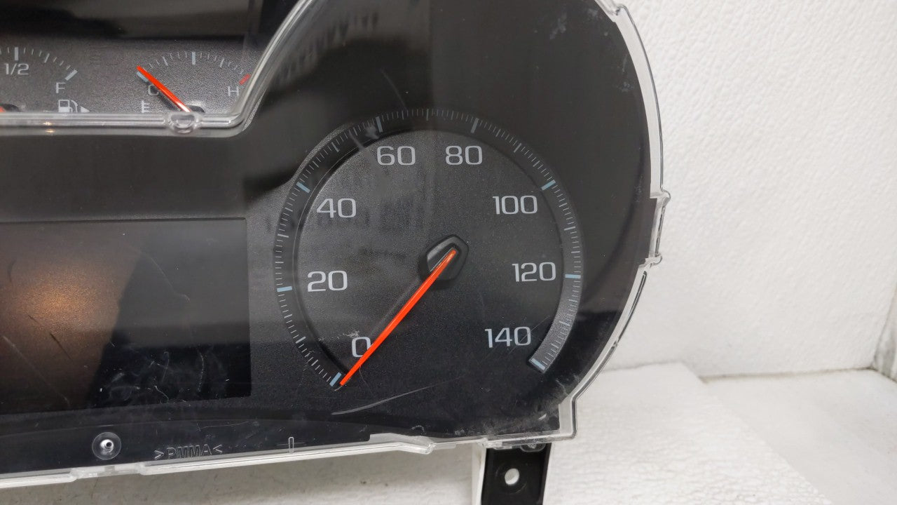 2017-2019 Chevrolet Impala Instrument Cluster Speedometer Gauges P/N:84142075 84037517 Fits Fits 2017 2018 2019 OEM Used Aut
