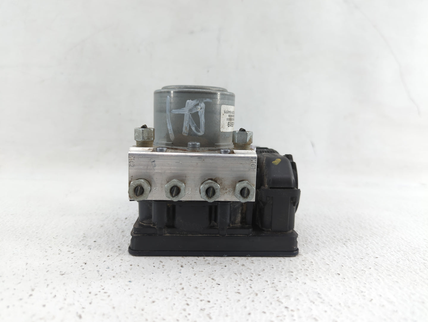 2017-2019 Chevrolet Impala ABS Pump Control Module Replacement P/N:84605919 84314306, 84020433, 84092226 Fits Fits 2017 2018