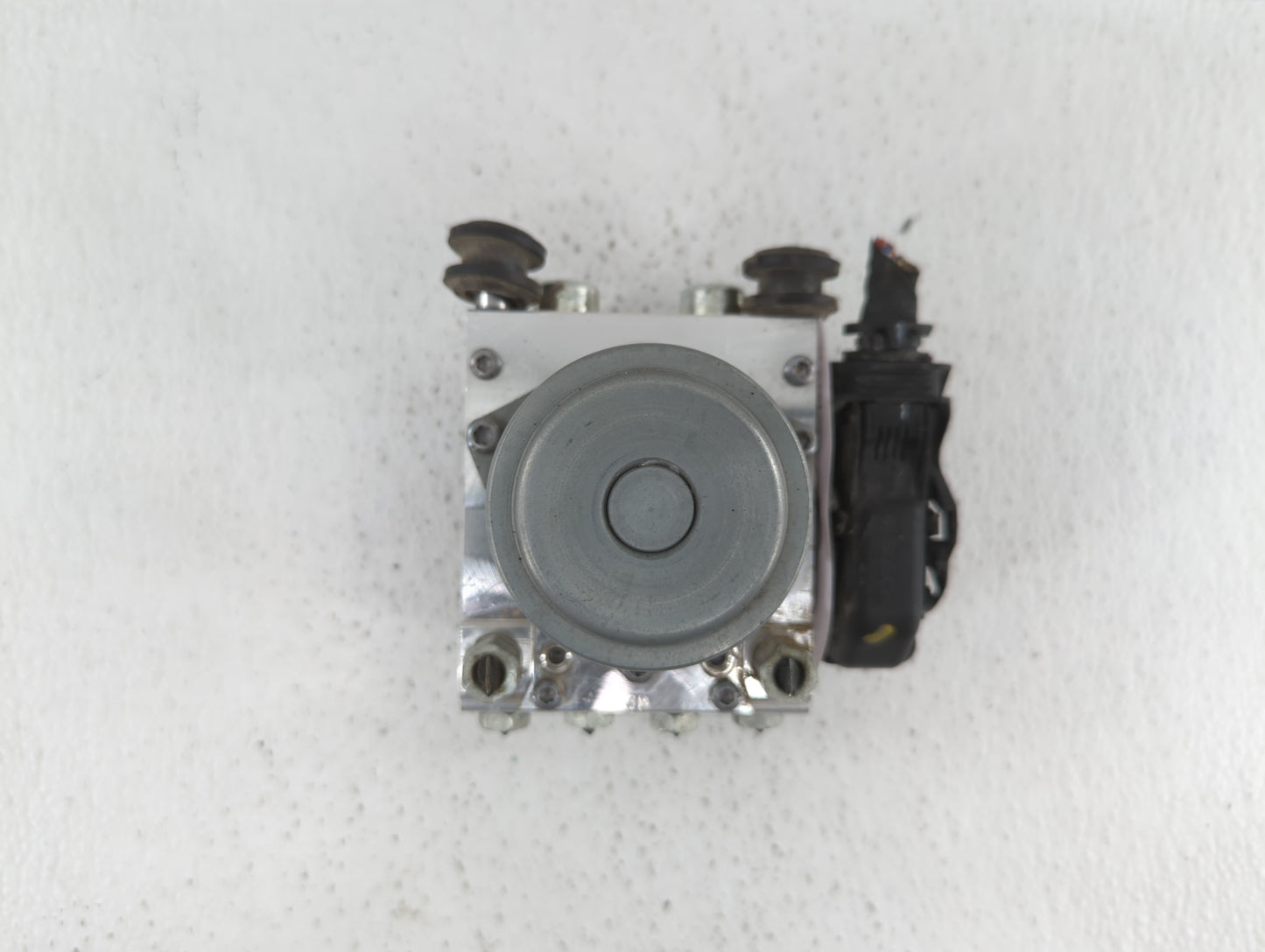 2017-2019 Chevrolet Impala ABS Pump Control Module Replacement P/N:84605919 84314306, 84020433, 84092226 Fits Fits 2017 2018